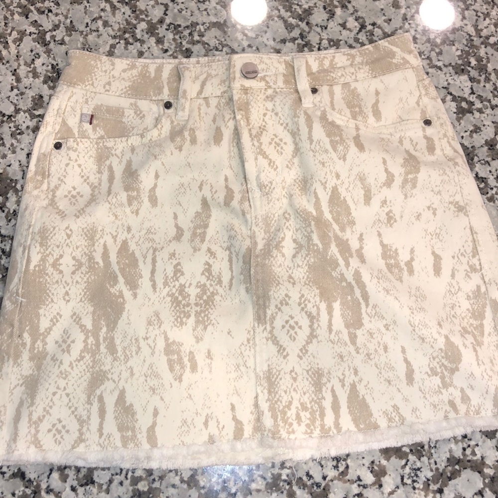 dear john snake skin (creme) skirt